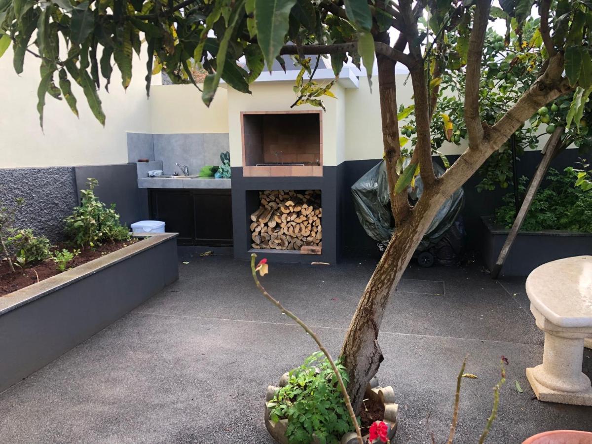 Вилла Casa Do Manuel Maria Estreito Da Calheta Экстерьер фото